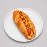 Bocadillo de Frankfurt con cebolla crujiente elaborado en Tarragona