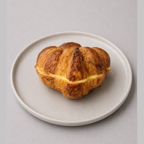 Croissant Relleno de Crema Pastelera