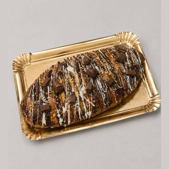 Coca Brioche Especial de Crema o Chocolate con Almendra Crocanti