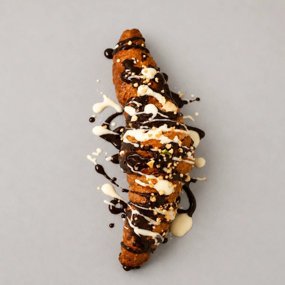 Cruasán argentino relleno de Kinder elaborado Tu Obrador