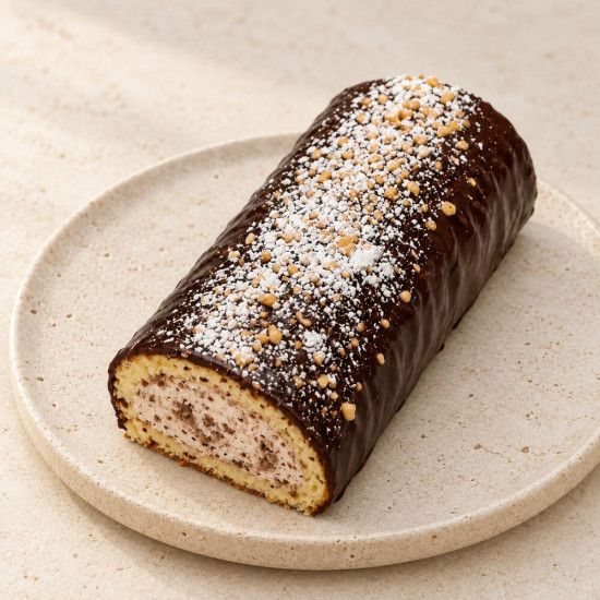 Mini brazo de chocolate y almendra sobre piedra clara | Tu Obrador Tarragona