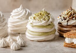 Merengues y suspiros: tipos, sabores y cómo servirlos